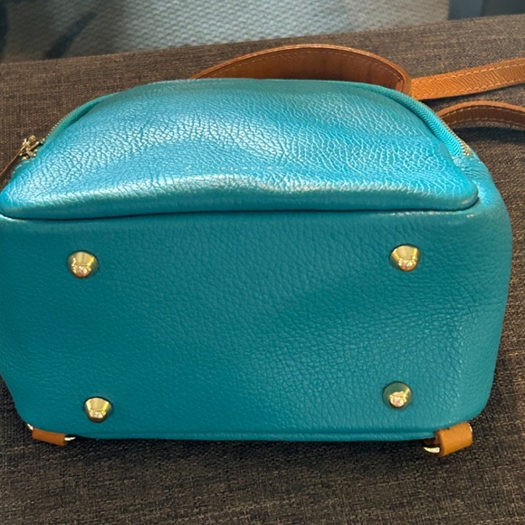 Divine Firenze Leather Convertible Crossbody Purse Backpack EUC - Picture 2 of 4